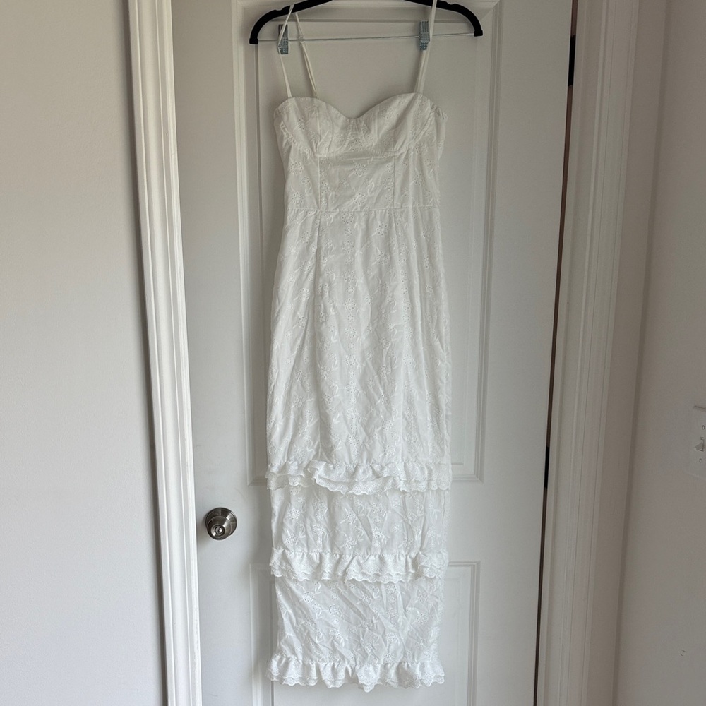 SHEIN White Strapless Lace Dress